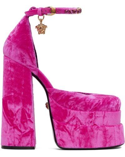 Versace Chaussures à talon bottier aevitas roses à méduse et à plateforme - Violet