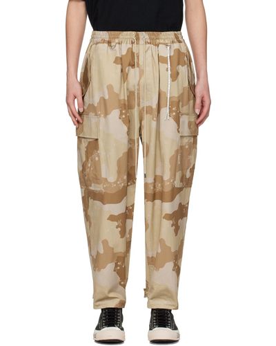 MASTERMIND WORLD Pantalon cargo à motifs camouflage et à logo imprimés - Neutre