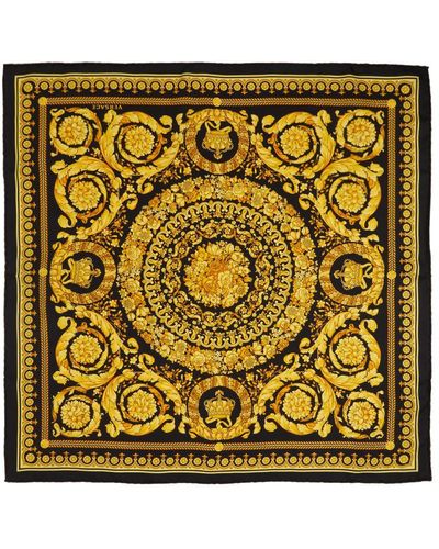 Versace Scarves and mufflers for Women | Online Sale up to 61% off | Lyst