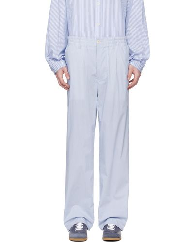 Document Pantalon bleu à rayures - Blanc