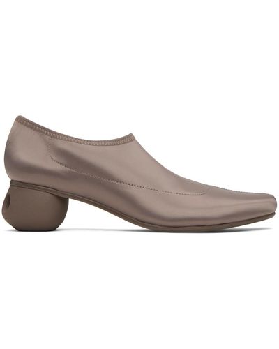 Issey Miyake Chaussures à talon bottier sculptural taupe édition united nude - Noir