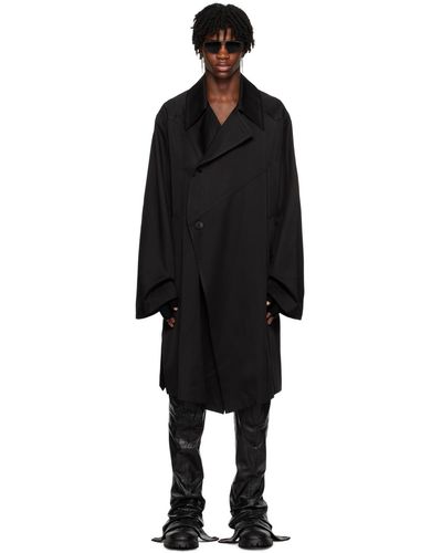 Julius Manteau noir à coutures asymétriques