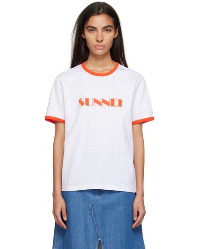 Sunnei T-shirt blanc cassé et rouge exclusif à ssense