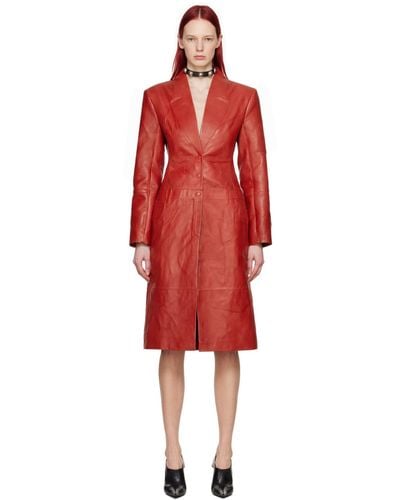 Acne Studios Manteau rouge en cuir à coutures pincées