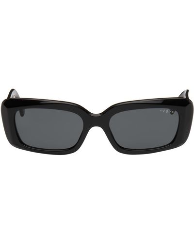Vogue Eyewear Lunettes de soleil noires édition hailey bieber
