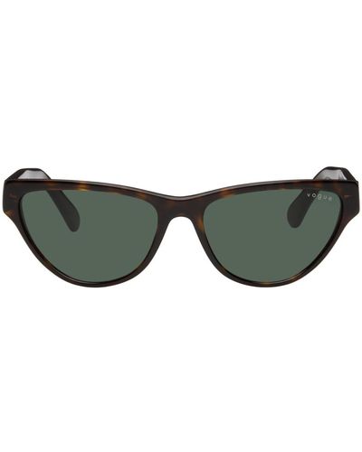 Vogue Eyewear Lunettes de soleil écailles de tortue édition hailey bieber - Vert