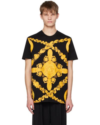 メンズ Versace Tシャツ | オンラインセールは最大50%オフ | Lyst