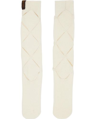 Isa Boulder Chaussettes blanc cassé à motif argyle exclusives à ssense