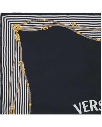 Versace ネイビー シルク ラージ グレカ ノーティカル スカーフ - ブルー