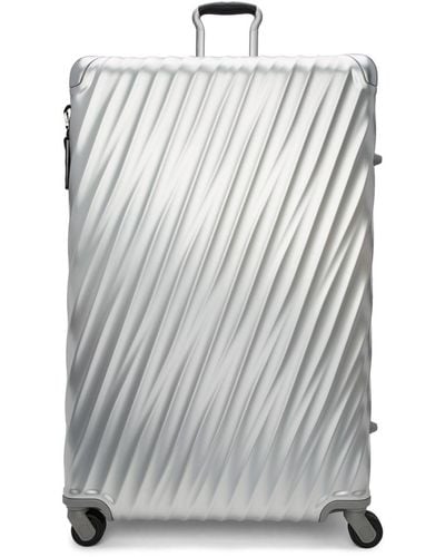 Tumi 19 Degree Aluminum Worldwide Trip Packing Case - Metallic