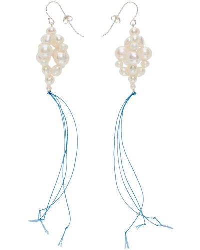 Bleue Burnham Boucles d'oreilles pendantes blanches à perles anciennes
