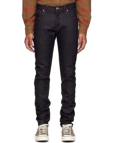 Naked famous super guy 2025