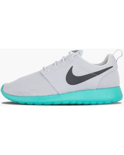 Nike Roshe One Sneakers for Men - Up to 15% off | Lyst