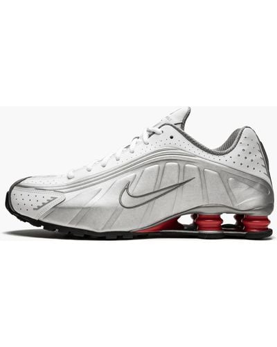 Nike Shox R4 Shoes - White