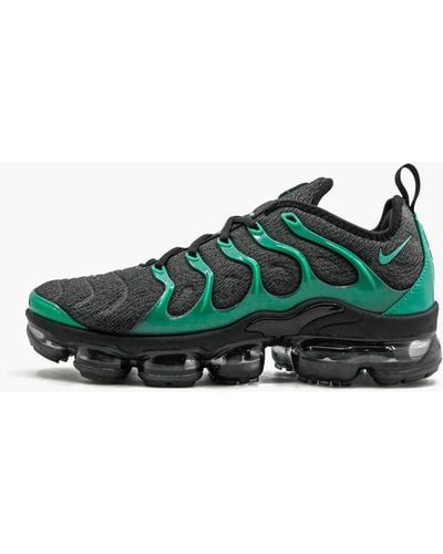 Nike Air Vapormax Plus Shoes - Black