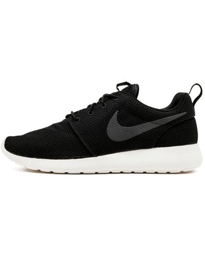 Nike Roshe One Shoes - Black