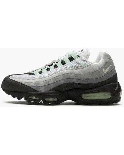 Nike Air Max 95 Sneakers for Men - Up to 50% off | Lyst - Page 2