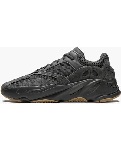 Yeezy Boost 700 "utility Black"