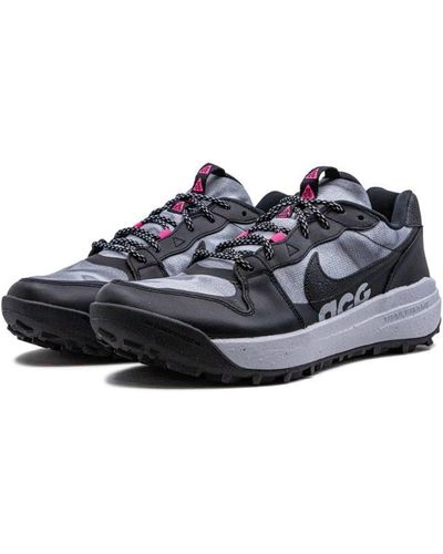Nike Acg Lowcate Shoes - Black