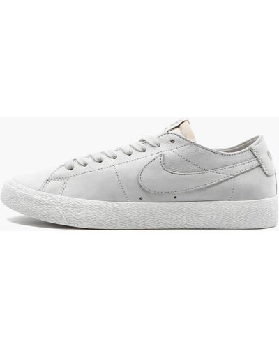 Nike Sb Zoom Blazer Low Decon Shoes - White