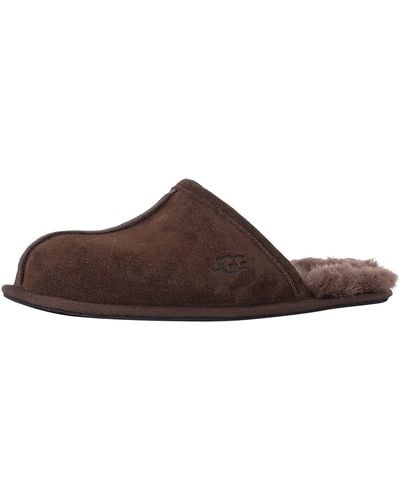 UGG Scuff Slippers - Brown