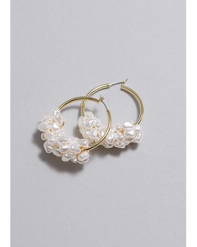 & Other Stories Pearl Cluster Hoops - Grey
