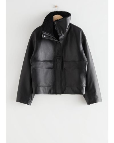 & Other Stories Boxy Cropped Leather Shearling Jacket - Black