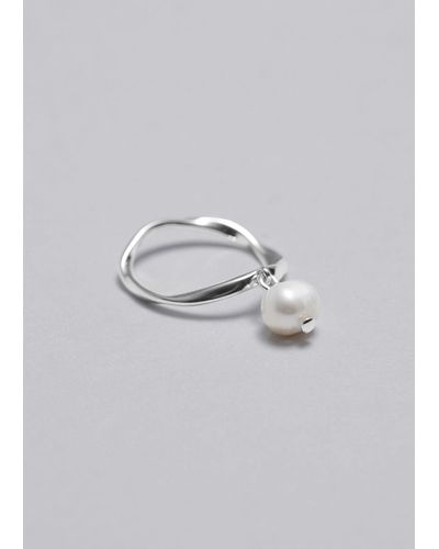 & Other Stories Dangle Pearl Ring - Metallic