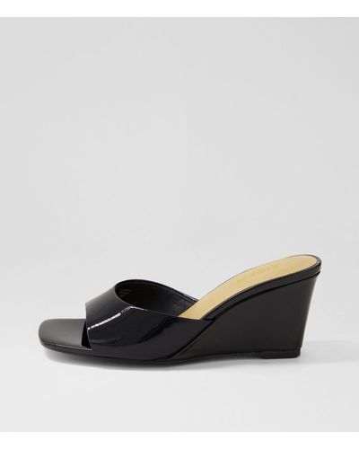 Siren Darcy Si Patent Leather Sandals - Black