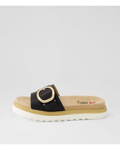 I LOVE BILLY Helson Il Smooth Sandals - Black