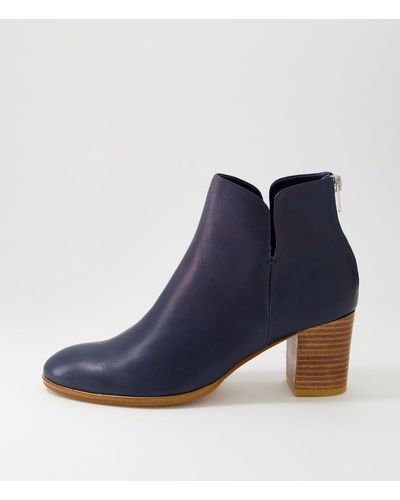 Diana Ferrari Deitha Df Deep Blue Natural Heel Leather Deep Blue Natural Heel Boots