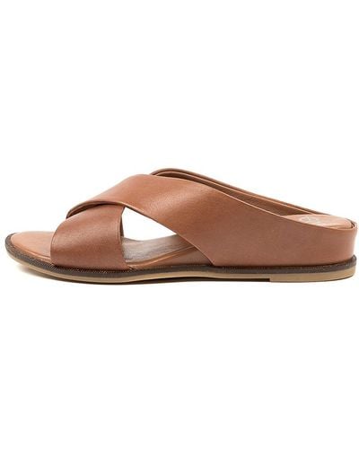 Eos Fleur Eo Leather Sandals - Brown