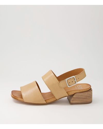 Eos Saige Eo Leather Sandals - Natural
