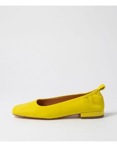 Eos Rafi Eo Leather Shoes - Yellow