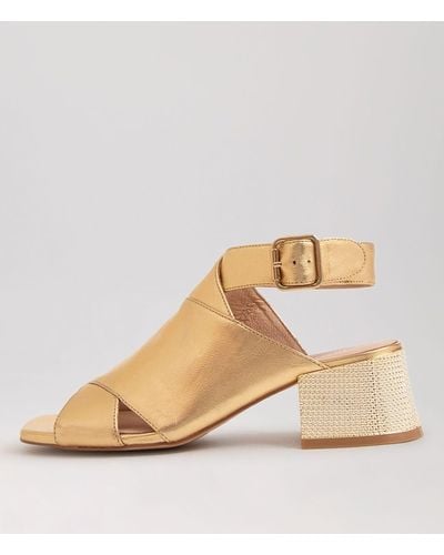 DJANGO & JULIETTE Naddie Dj Old Gold Old Gold Heel Leather Old Gold Old Gold Heel Sandals - Metallic