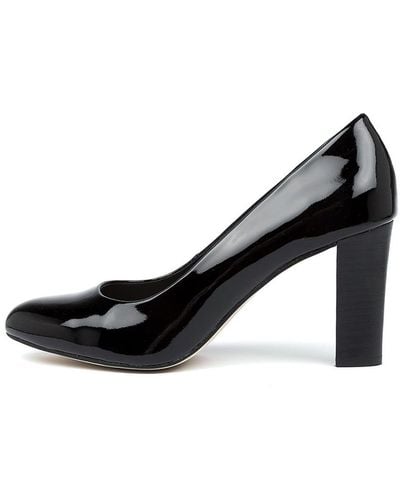 Diana Ferrari Lorikeet Patent Leather Shoes - Black