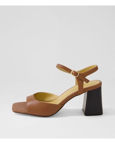 Siren Stomp Si Leather Sandals - Brown