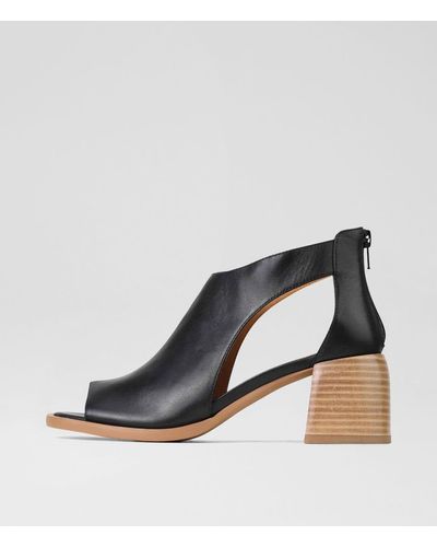 Eos Isolde Eo Leather Sandals - Black