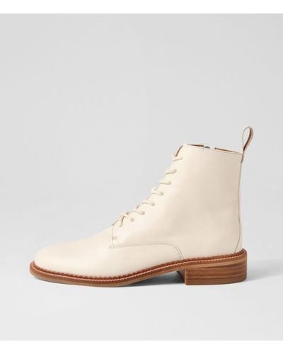 Eos Karma Eo Suede Boots - Natural