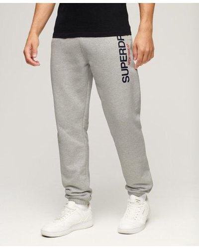Superdry Pantalon de survêtement fuselé à logo sportswear - Gris
