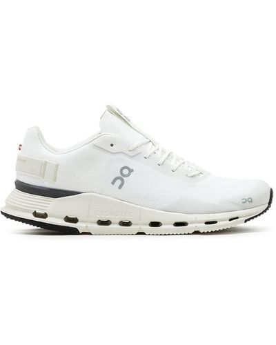 On Shoes Cloudnova Form Running Trainers - White