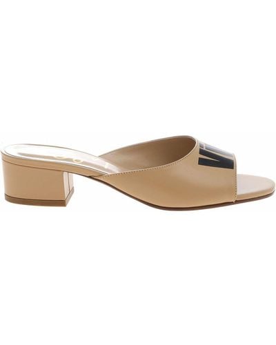 Vivienne Westwood Initial Sandals In - Natural
