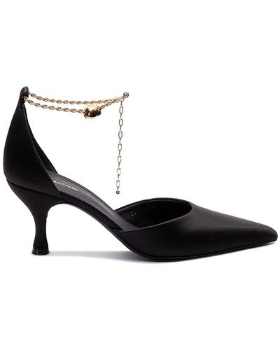 Ferragamo Dana Court Shoes - Black