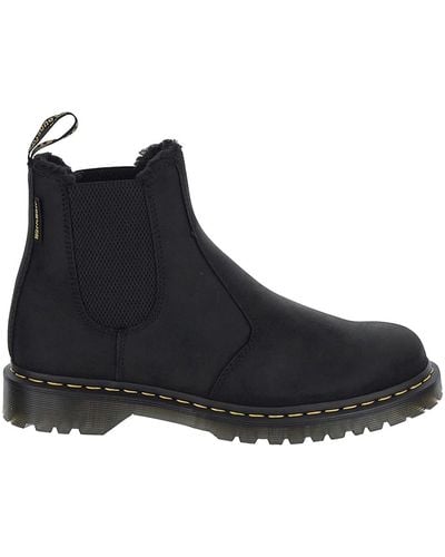Dr. Martens Lack Shoes With Round Toe - Black