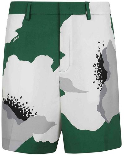 Valentino Garavani Bermuda Shorts With Flower Portrait Print - Green