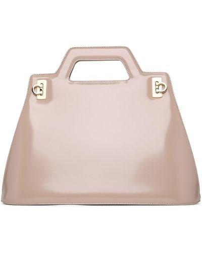 Ferragamo Wanda Bag In Leather - Pink
