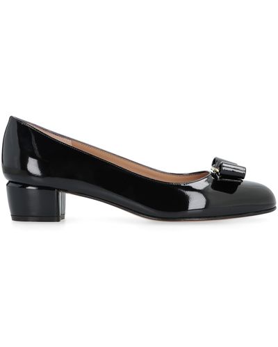 Ferragamo Vara Bow Patent Pumps - Black