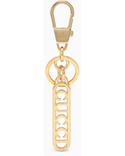 Gucci Golden Key Ring With Logo - Metallic