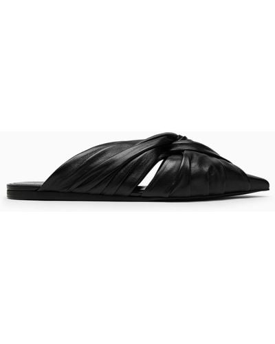 Givenchy Twist Flat Mule In Leather - Black