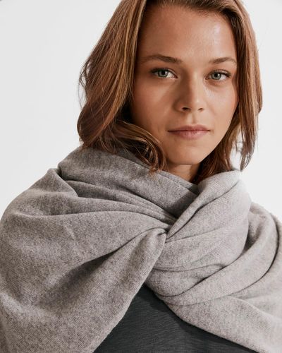 Country Road Gcs Certified Cashmere Scarf - Grey